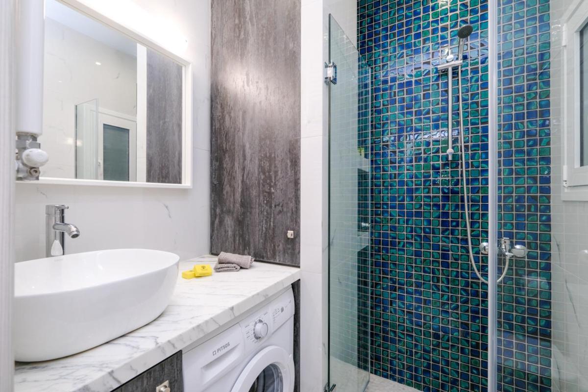 Piraeus 4Th Floor Apartment Екстериор снимка